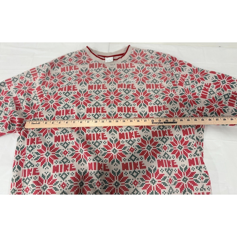 NIKE Red/Green/Tan Christmas Sweater Men's‎ XXL Holiday Crewneck Swoosh Festive